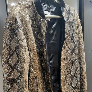 Zara pallet python snake print